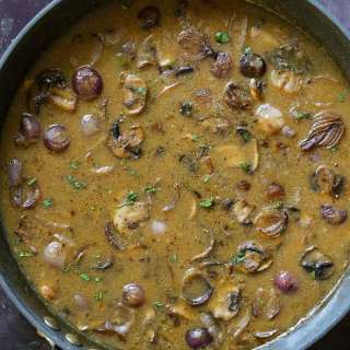 Vegan Mushroom Gravy