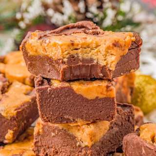 Microwave Chocolate Peanut Butter Fudge