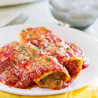 Stuffed Manicotti with Beef