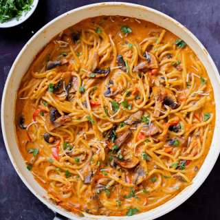 Creamy Vegan Harissa Pasta