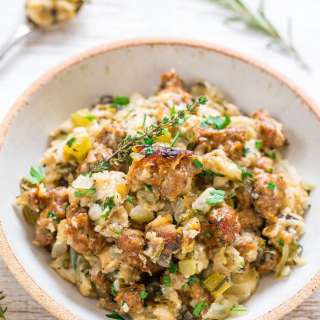 Slow Cooker Sausage Stuffing
