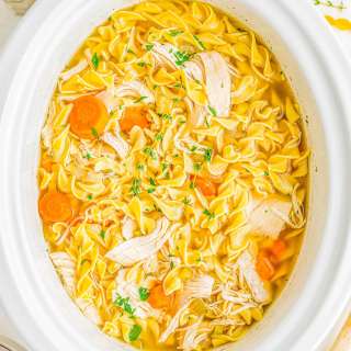 Slow Cooker Chicken Noodle Soup