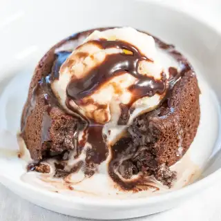 The Best and Easiest Molten Chocolate Lava Cakes