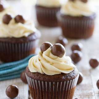 Chocolate Malt Cupcakes with Vanilla Malt Buttercream