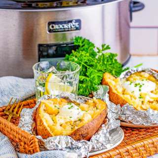 Slow Cooker Baked Potatoes