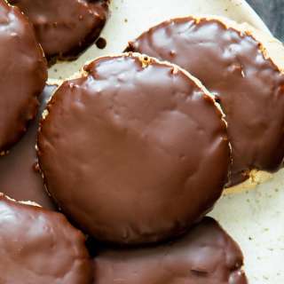 Vegan Snickers Cookies