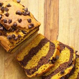 Marbled Turmeric Pumpkin Chocolate Bread