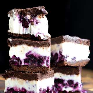 Chocolate Vanilla Ice Cream Sandwiches with Blueberry Compote Swirl