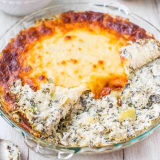 Baked Cheesy Spinach Artichoke Dip