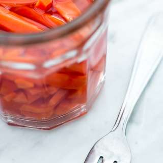 Easy Pickled Carrots
