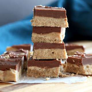 Chocolate Almond Butter Fudge Bars