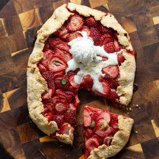 Vegan Strawberry Galette (No Oil)