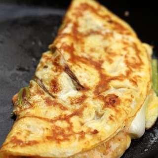 Kimchi Omelet