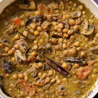 Andhra Green Chili Chickpeas Curry with cilantro mint chili sauce