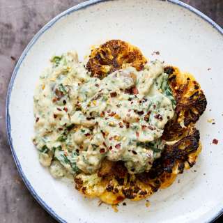 Vegan Chicken Florentine with soycurls