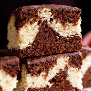 Vegan Marble Mocha Cake