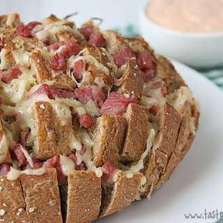 Reuben Pull Bread
