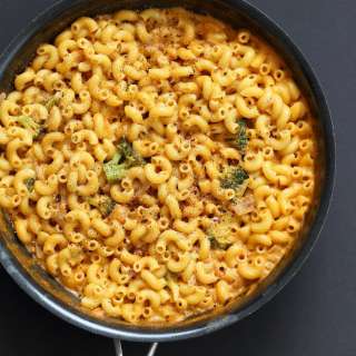 Garlicky Korean Mac and Cheese