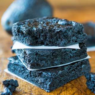 Healthy Dark Fudgy Avocado Brownies