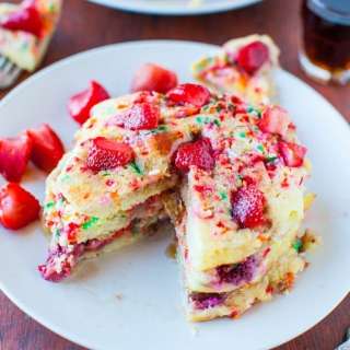 Buttermilk Strawberry Pancakes