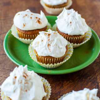 Pumpkin Spice Cupcakes with Marshmallow Buttercream Frosting