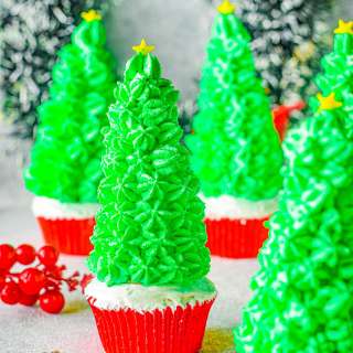 Christmas Tree Cupcakes