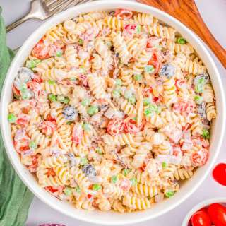 Creamy Bacon Ranch Pasta Salad
