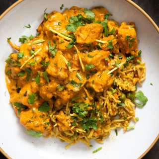 Vegan Lasooni Chicken Curry with Red pepper sauce (tomato-free)