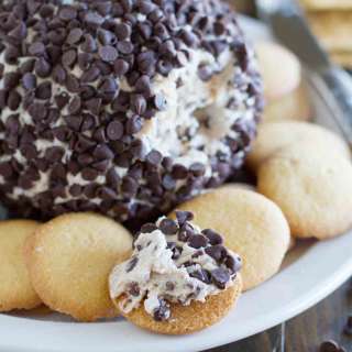 Cannoli Cheese Ball