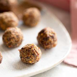 Vegan Pizza Bites