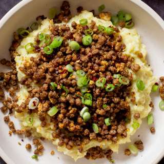 Popped lentils with Mashed Potatoes