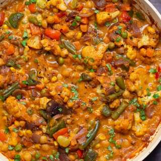 Vegetable Bhuna (North Indian Vegetable Curry)