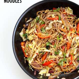 Vegetable Hakka Noodles