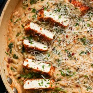 Garlic Parmesan Orzo Pasta with Paprika Tofu