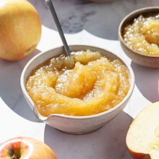 30-Minute Stovetop Applesauce