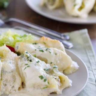 Chicken Alfredo Stuffed Shells