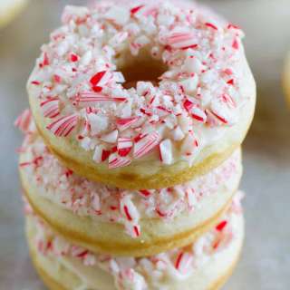 Baked Peppermint Donuts