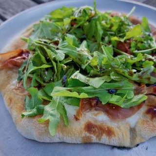 Prosciutto Arugula and Goat Cheese Pizza