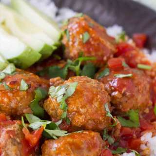 Slow Cooker Mexican Meatballs