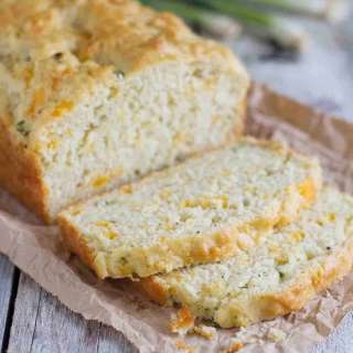 Peppery Cheese Bread