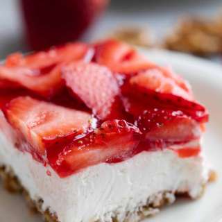 Strawberry Pretzel Salad