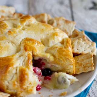 Berry Stuffed Brie en Croute