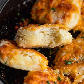 Ultimate Garlic Cheese Biscuits