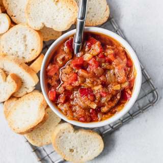 Jammy Tomato Red Pepper Spread