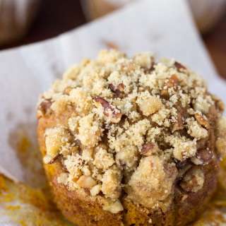 Pumpkin Spice Muffins with Pecan Crumble