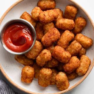 10-Minute Frozen Tater Tots in Air Fryer