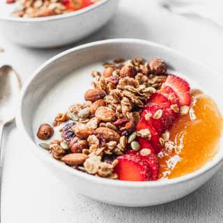 Homemade Cinnamon Crunch Granola