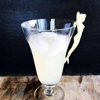 The Honeysuckle Cocktail