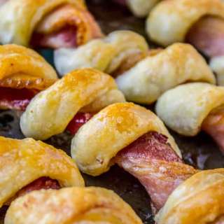 Puffy Bacon Twists (with BBQ Ranch Sauce)