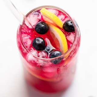 15-Minute Blueberry Lemonade